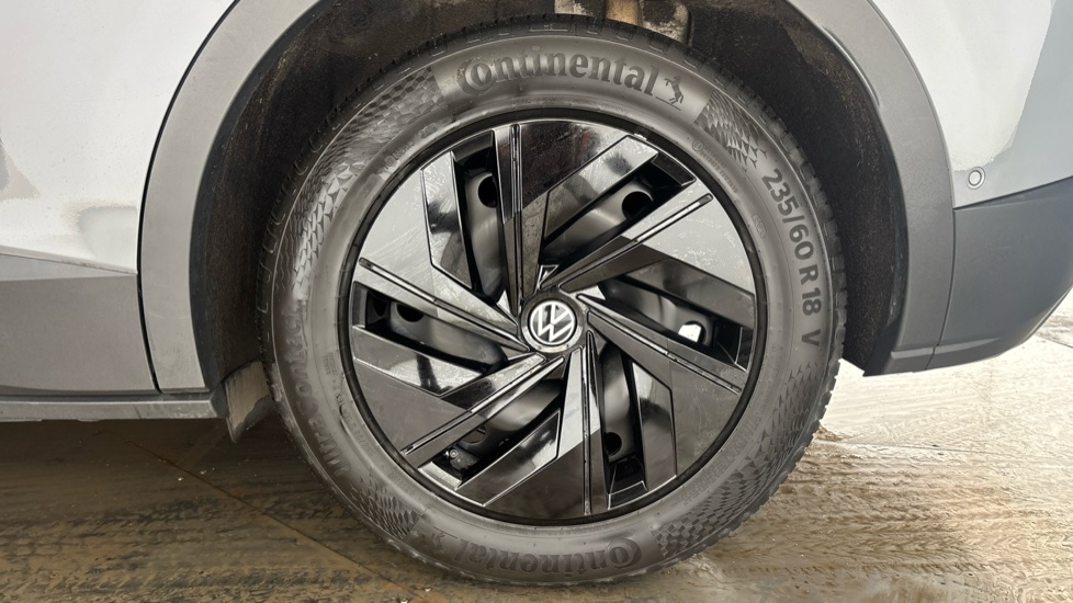 VOLKSWAGEN ID.4 Image 18