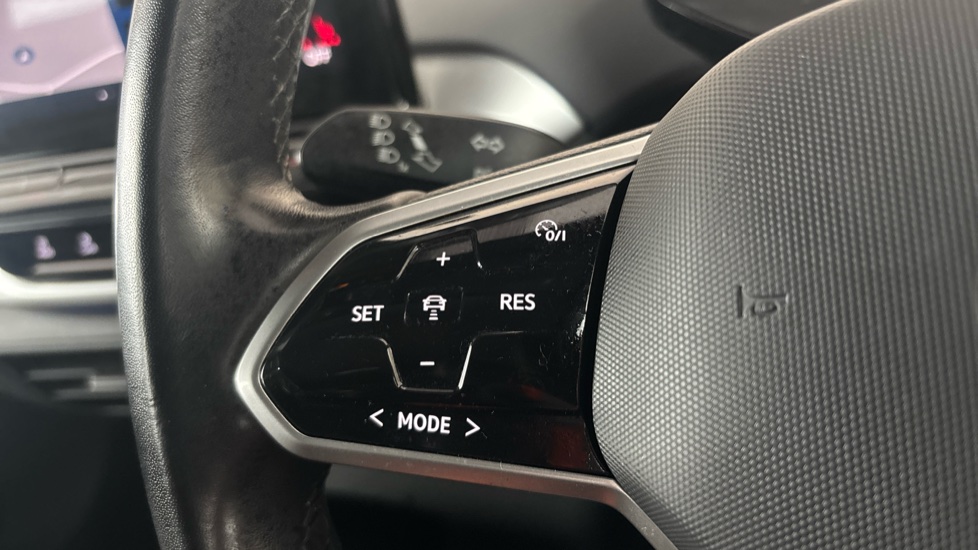 VOLKSWAGEN ID.4 Cruise control