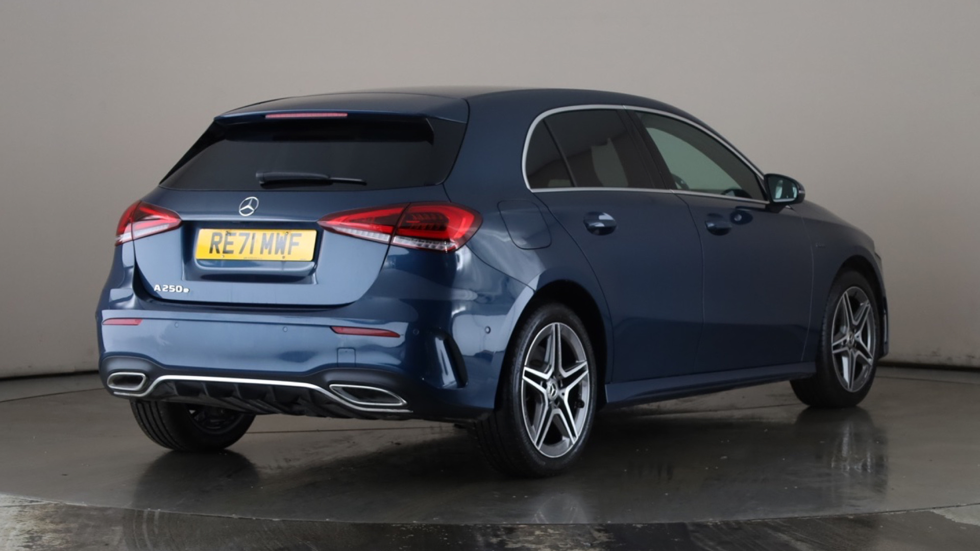 4027729 A250e AMG Line Executive 5dr Auto