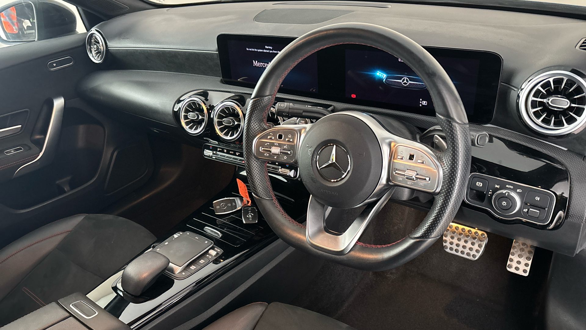 4027757 A250e AMG Line Executive Edition 4dr Auto