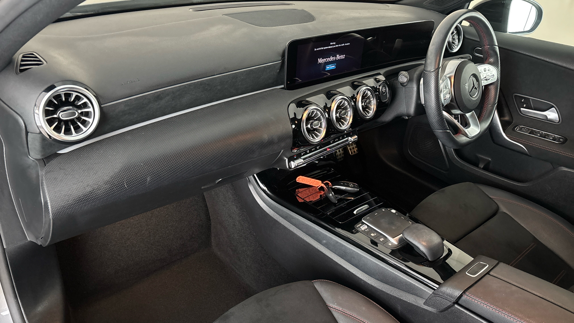 4027757 A250e AMG Line Executive Edition 4dr Auto