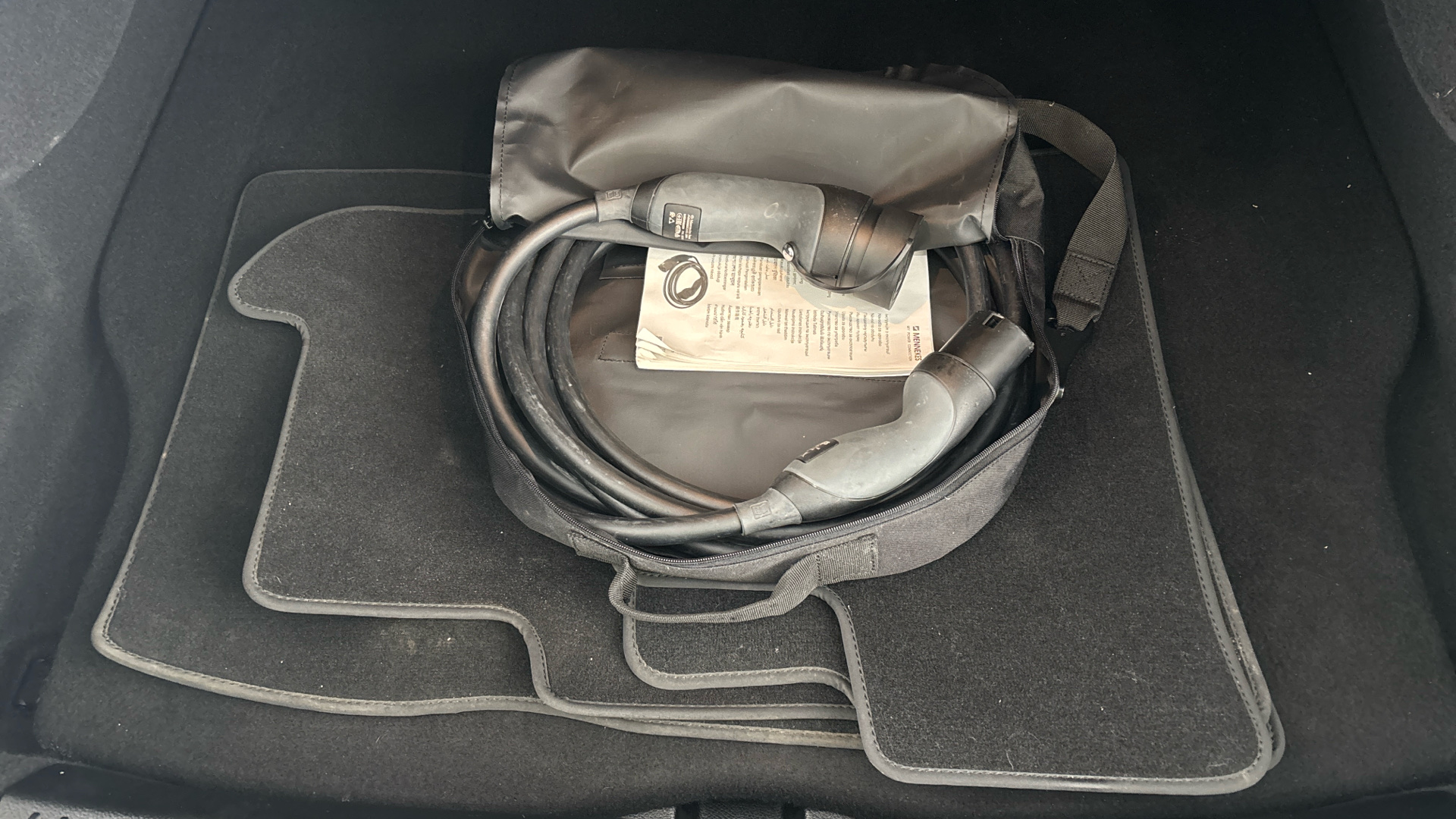 4027757 A250e AMG Line Executive Edition 4dr Auto