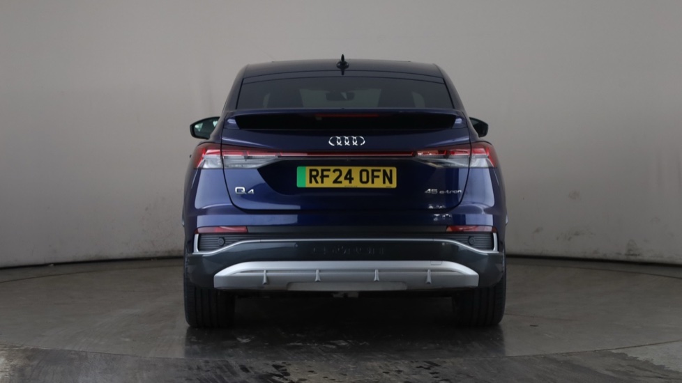 AUDI Q4 Image 4