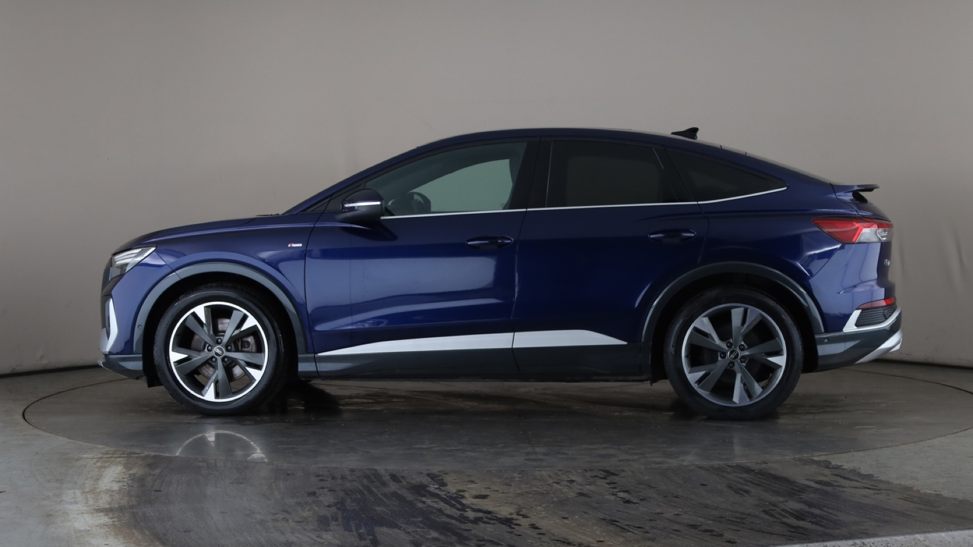 210kW 45 82kWh S Line 5dr Auto [Leather/Tech Pro] [2024]