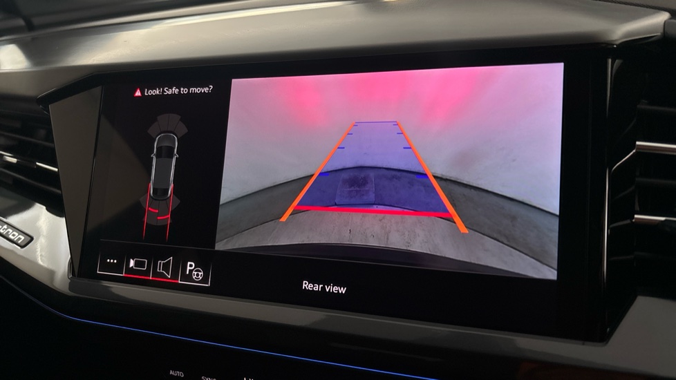 AUDI Q4 reverse camera