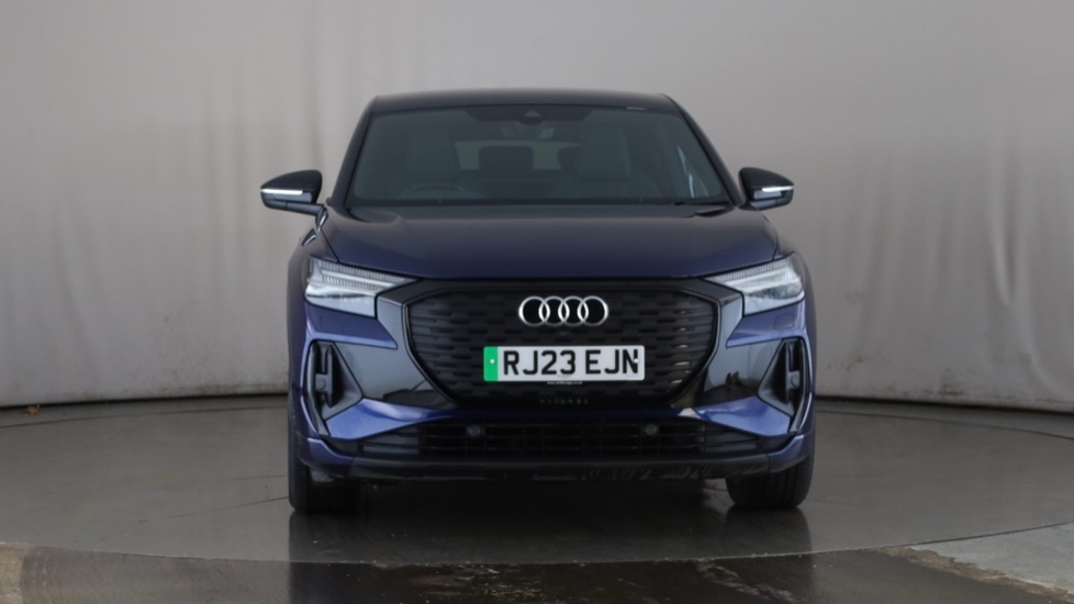 AUDI Q4 Image 8