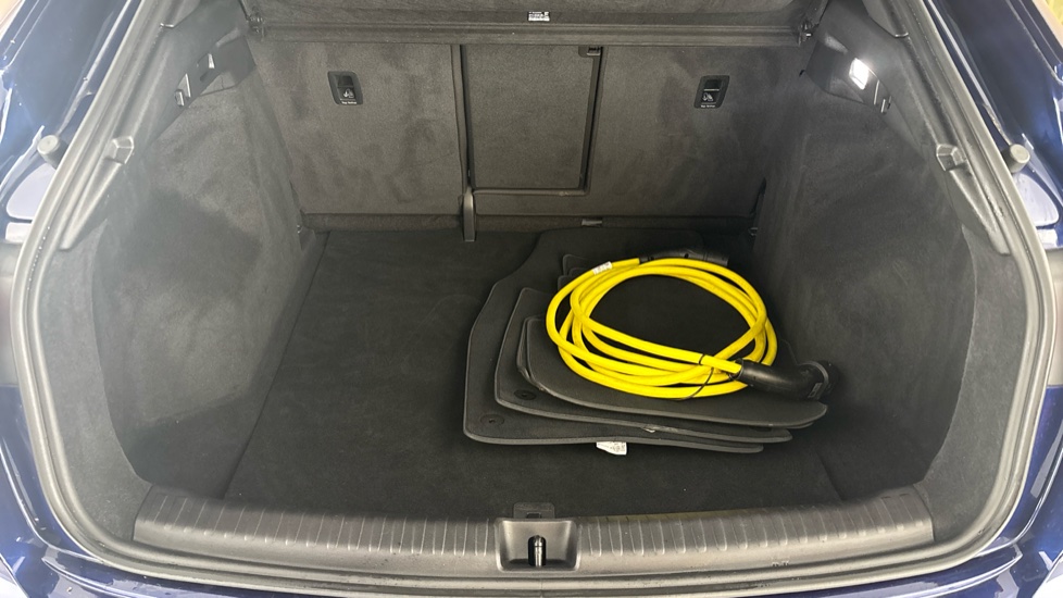 AUDI Q4 Image 15