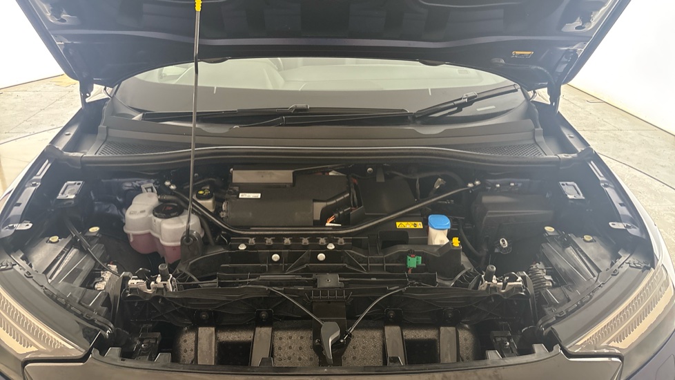 AUDI Q4 Image 16