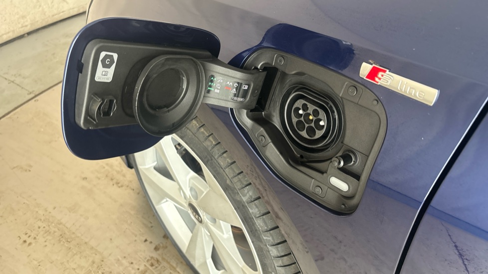 AUDI A3 Image 21