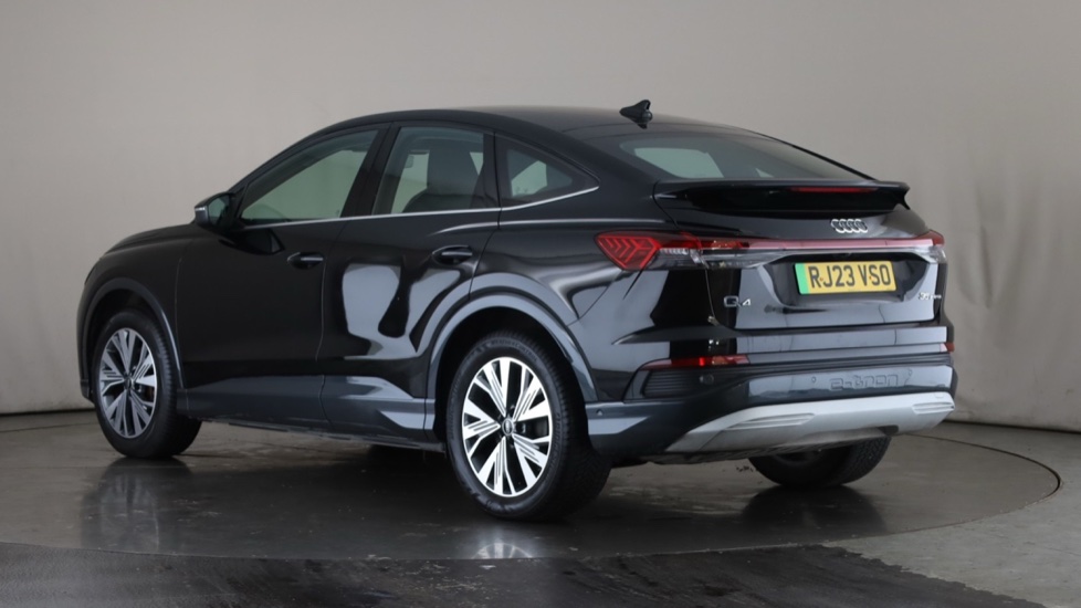 AUDI Q4 Image 3