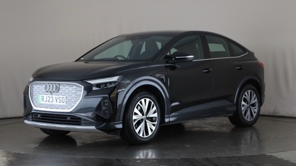 Used AUDI Q4