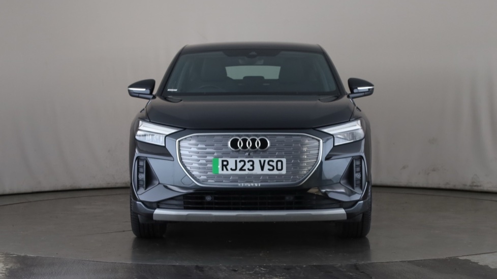 AUDI Q4 Image 8