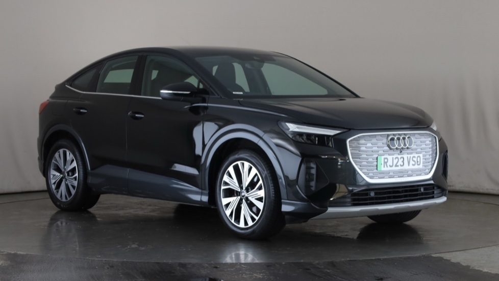 AUDI Q4 Image 7