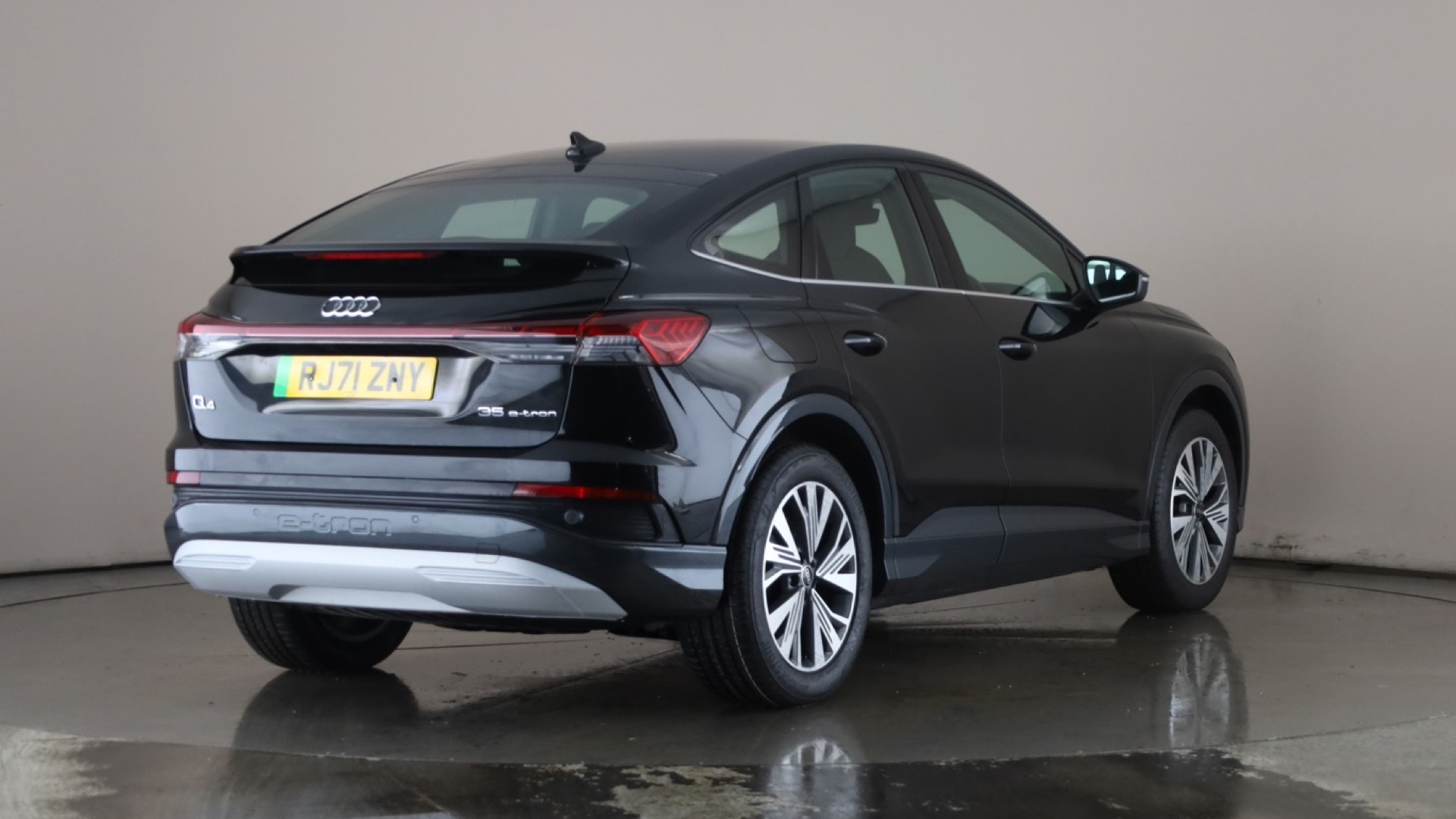 4020719 125kW 35 55kWh Sport 5dr Auto