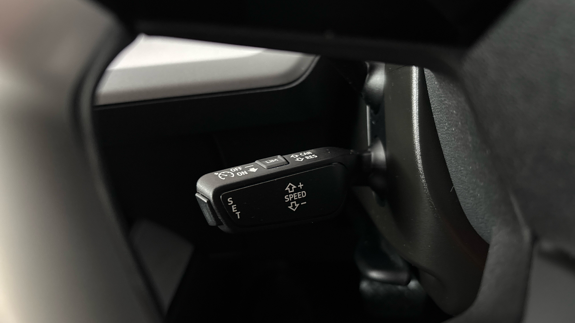 4020719 125kW 35 55kWh Sport 5dr Auto