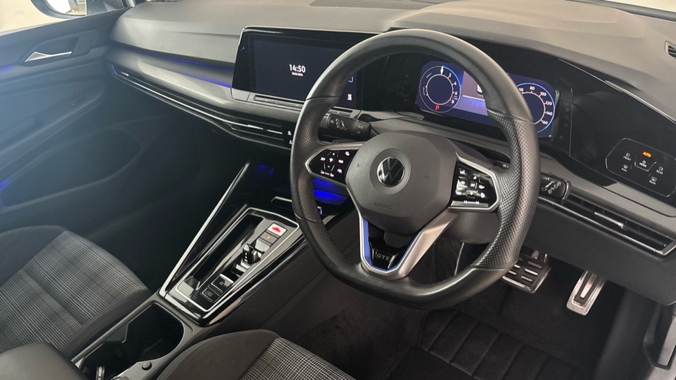 VOLKSWAGEN GOLF Image 9