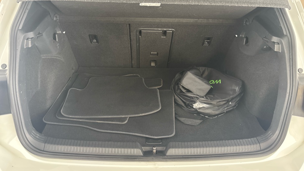 VOLKSWAGEN GOLF Image 15