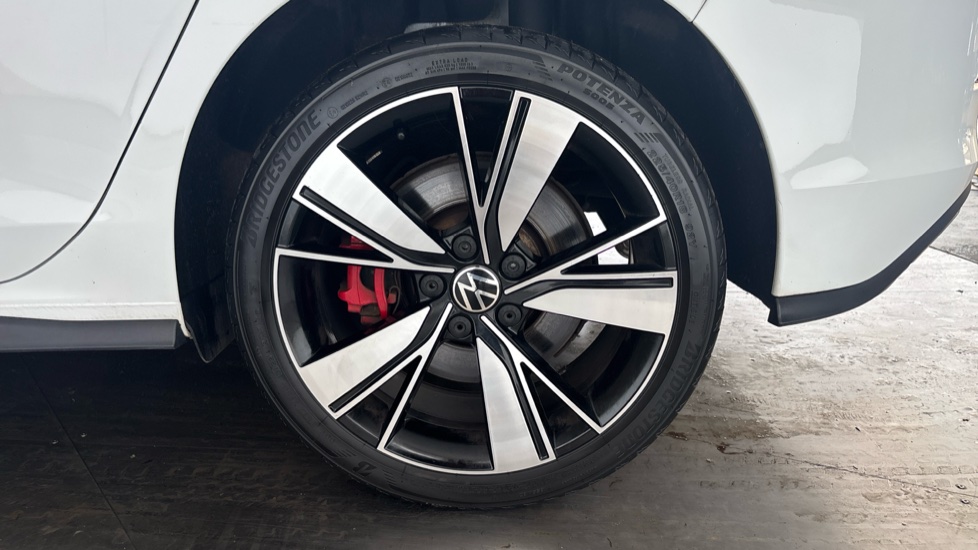 VOLKSWAGEN GOLF Image 18