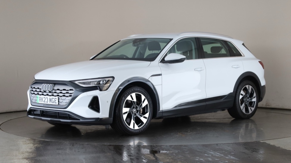 Used AUDI Q8