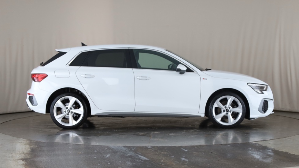 AUDI A3 Image 6
