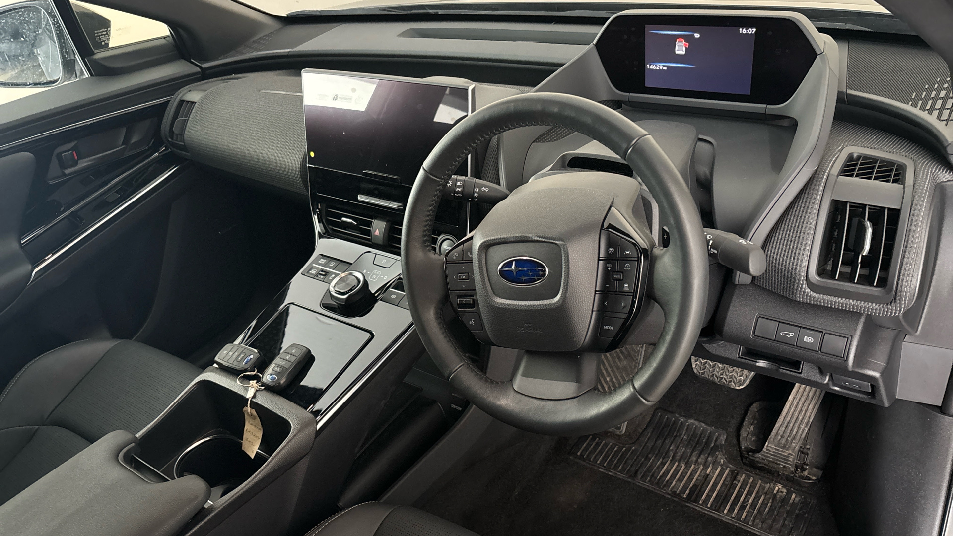 4058251 150kW Touring 71.4kWh 5dr Auto AWD