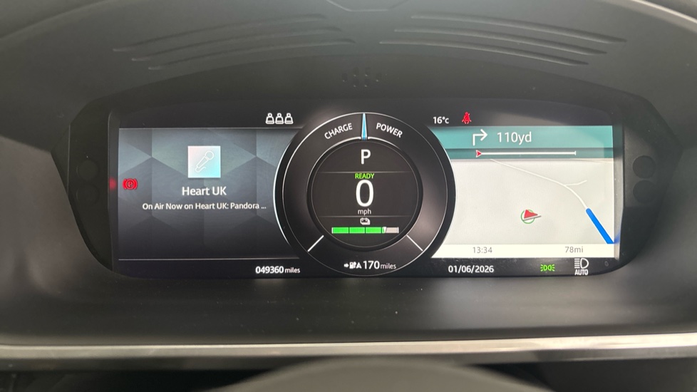 JAGUAR I-PACE Image 13