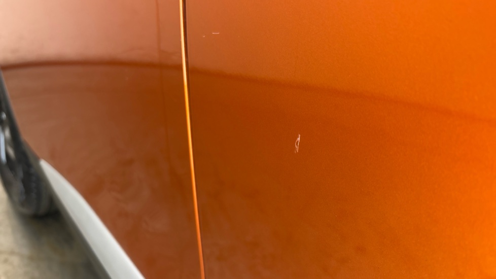 PEUGEOT 2008 Scratches