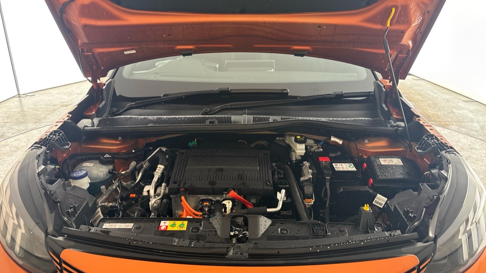 PEUGEOT 2008 Image 16