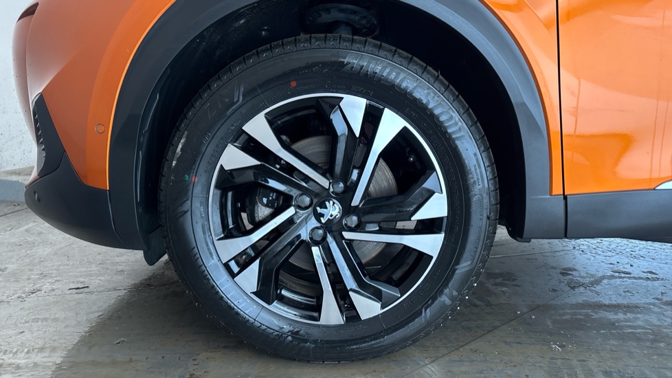 PEUGEOT 2008 Image 17