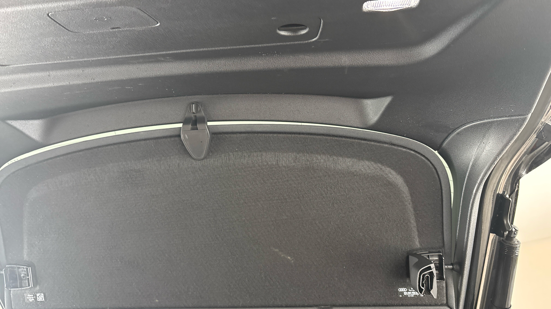 4049871 230kW 50 Quattro 71kWh Black Edition 5dr Auto