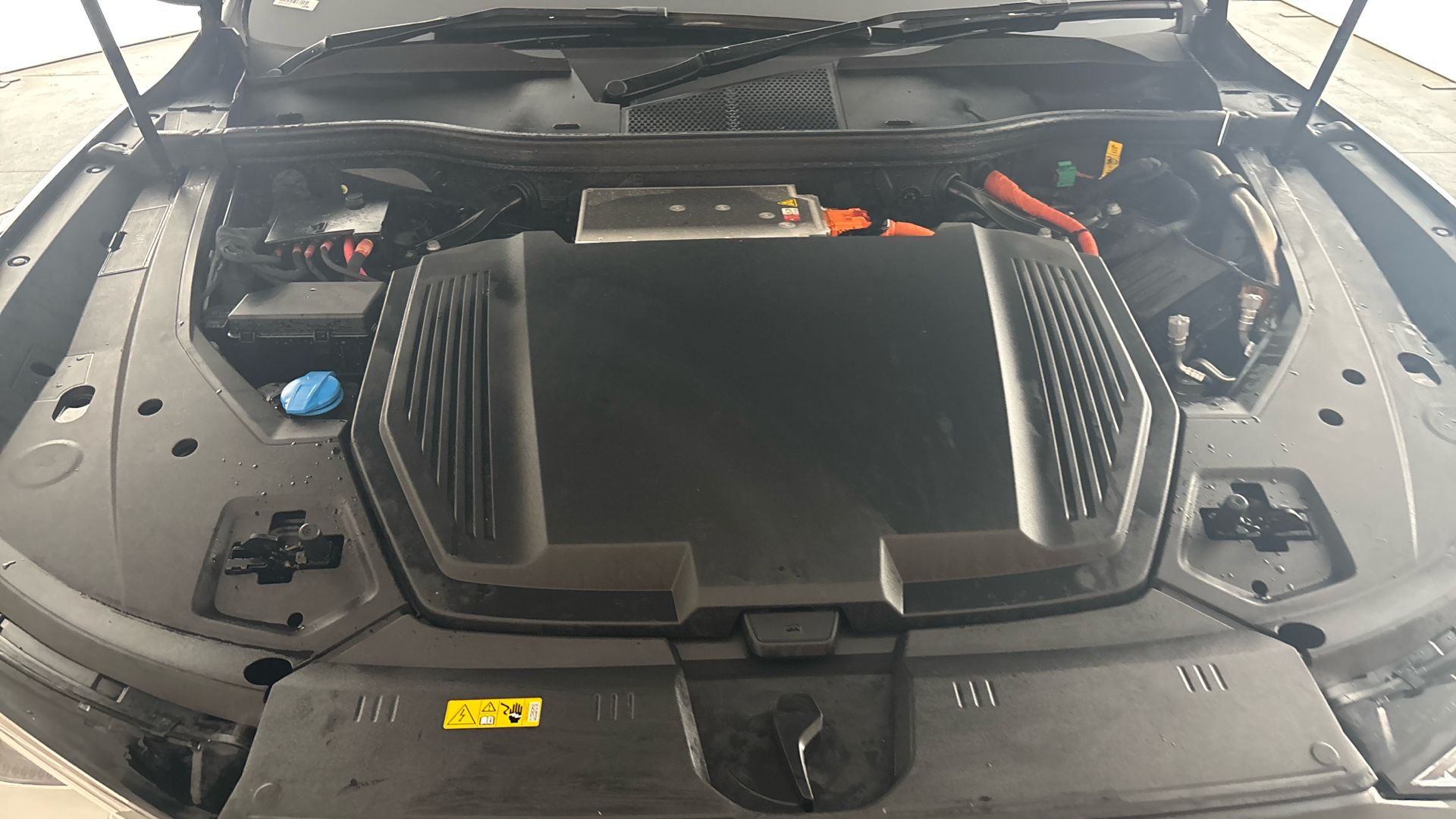 4049871 230kW 50 Quattro 71kWh Black Edition 5dr Auto