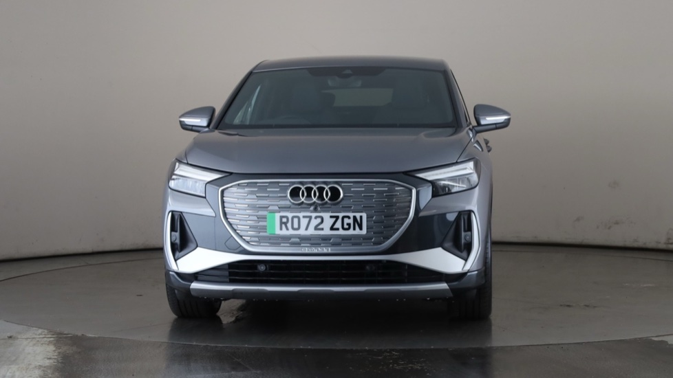 AUDI Q4 Image 8