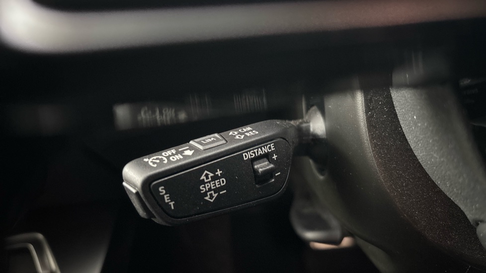 AUDI A3 Cruise control
