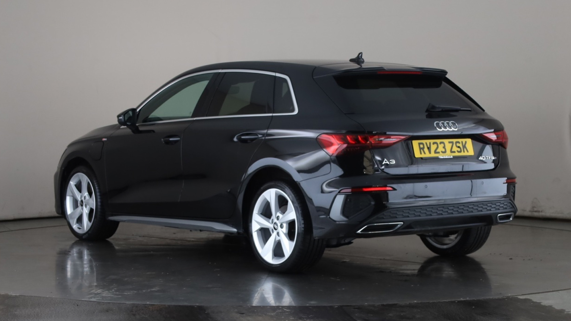 40 TFSI e S line 5dr S Tronic