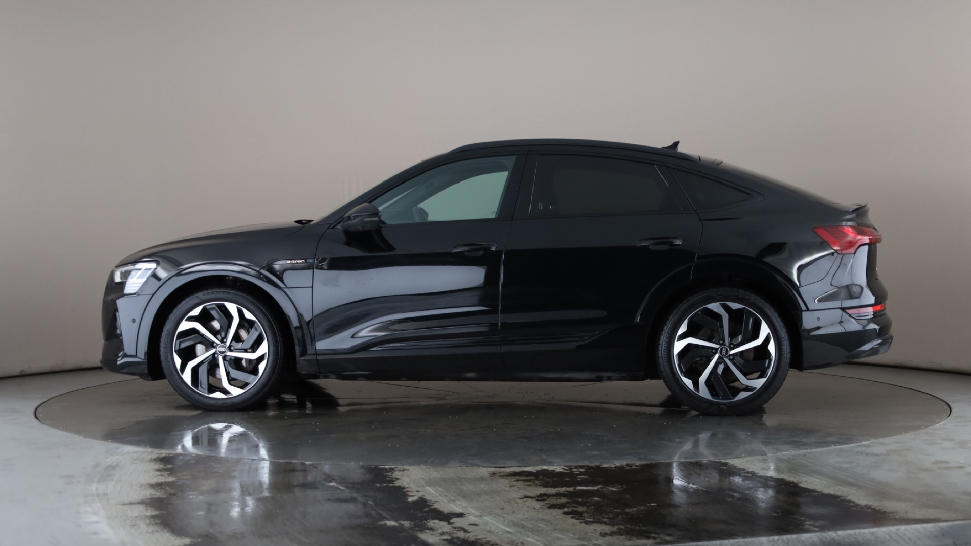 230kW 50 Quattro 71kWh Black Ed 5dr Auto [C+S] [2023]