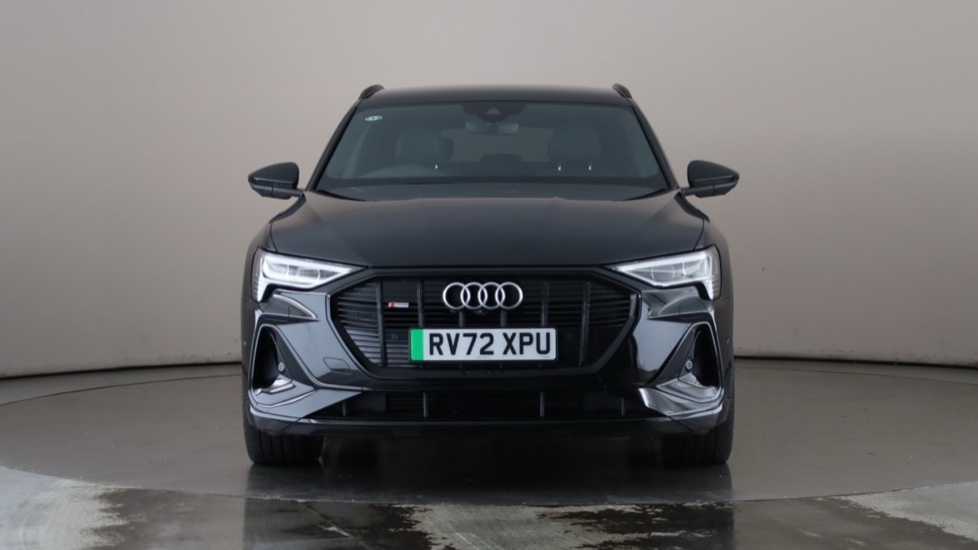 AUDI E-TRON Image 8