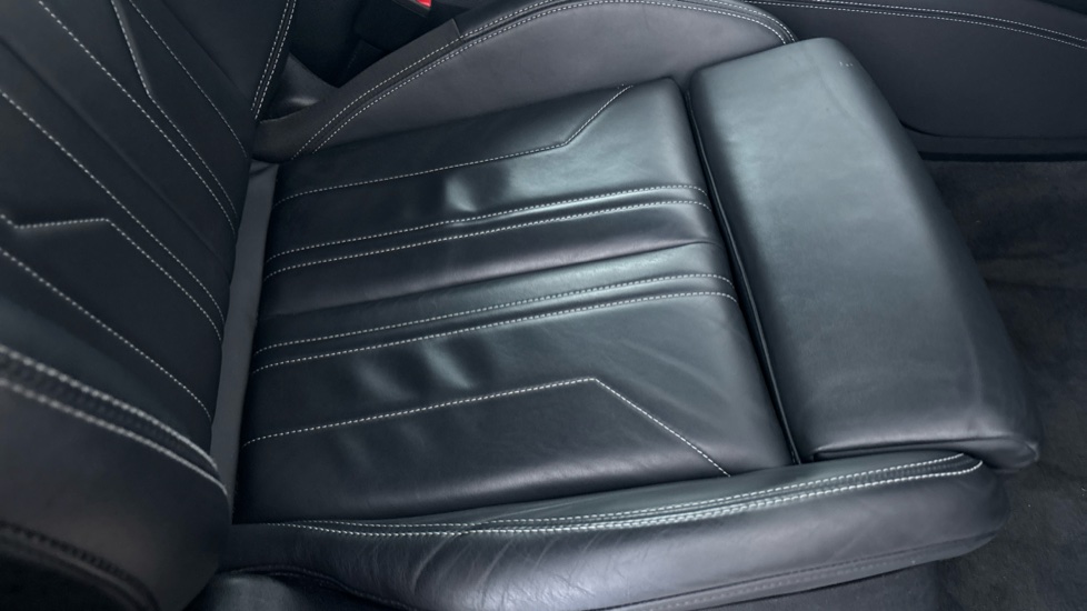 AUDI E-TRON all seats worn