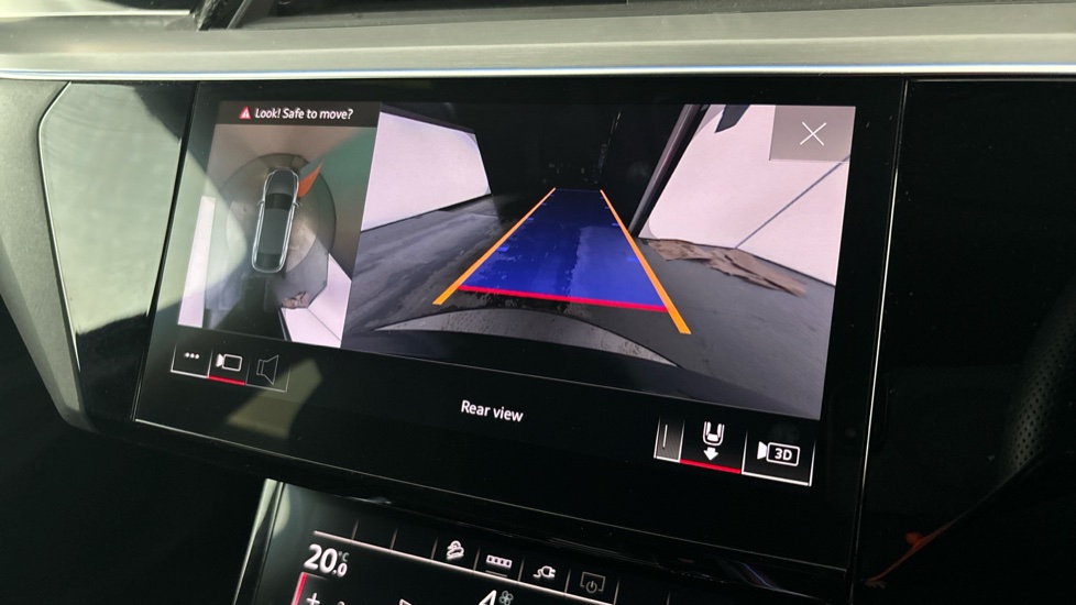 AUDI E-TRON reverse camera