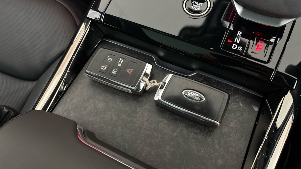 LAND ROVER RANGE ROVER SPORT 2 keys available