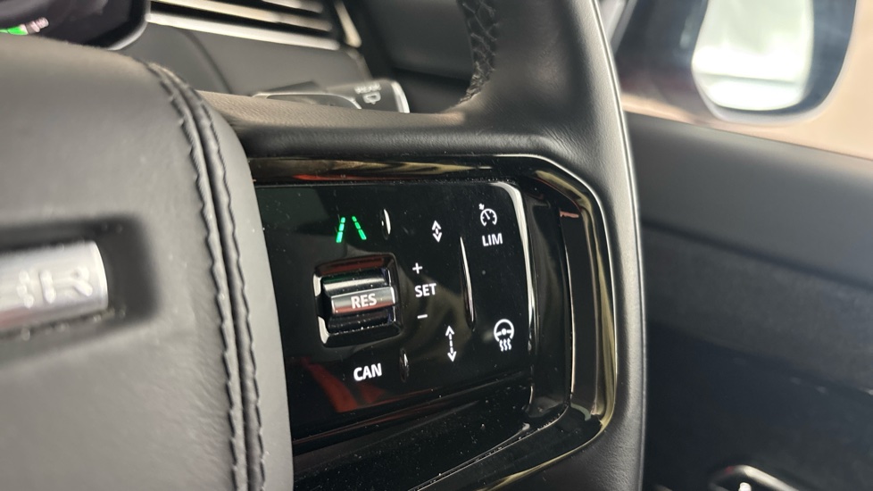 LAND ROVER RANGE ROVER SPORT Cruise control