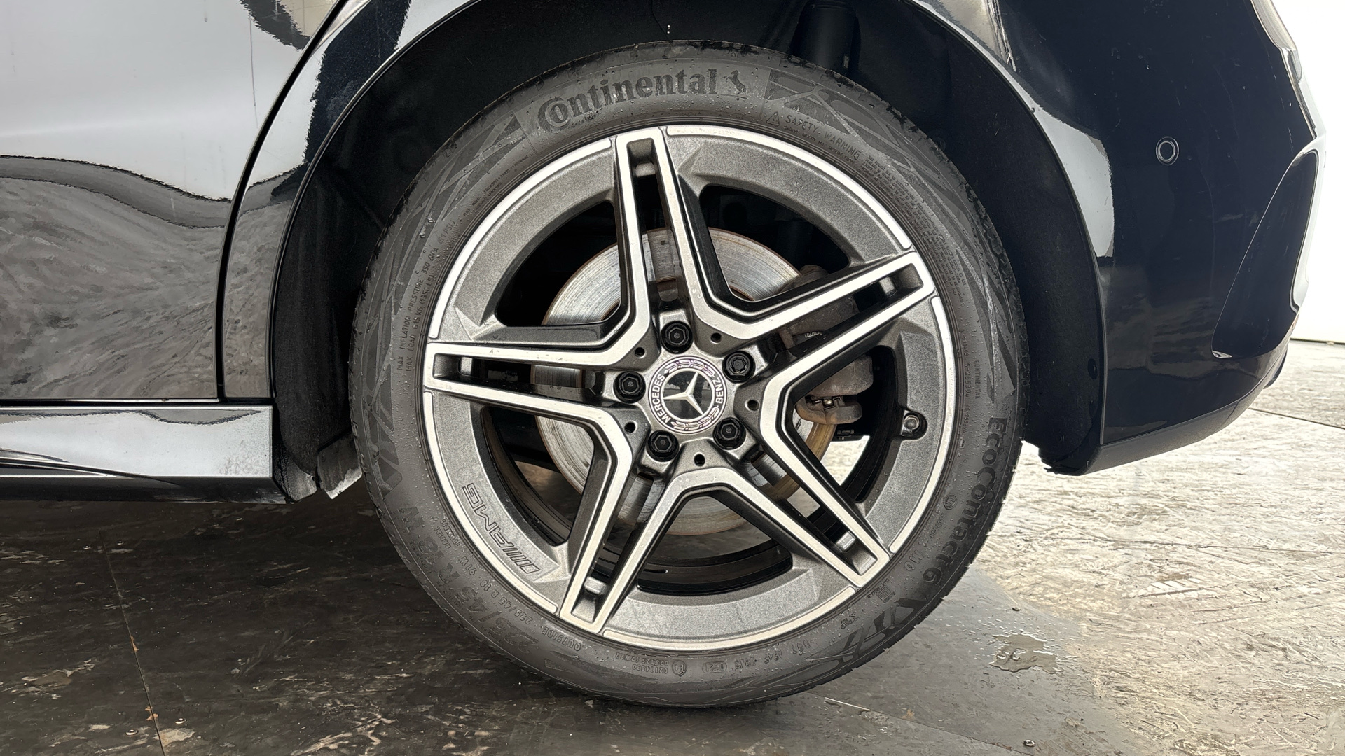 Mercedes-Benz A Class A250e AMG Line Premium 5dr Auto