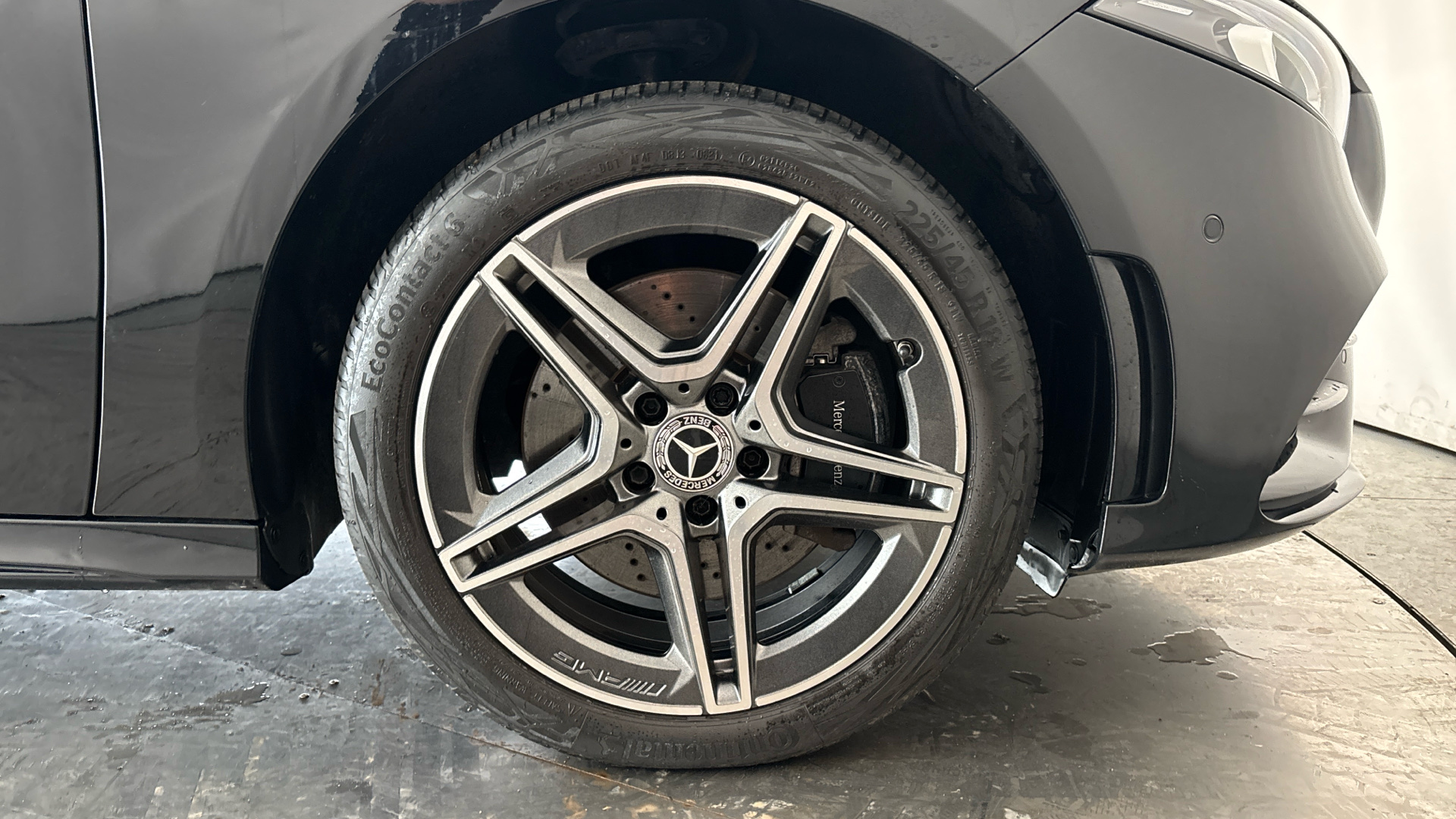 Mercedes-Benz A Class A250e AMG Line Premium 5dr Auto