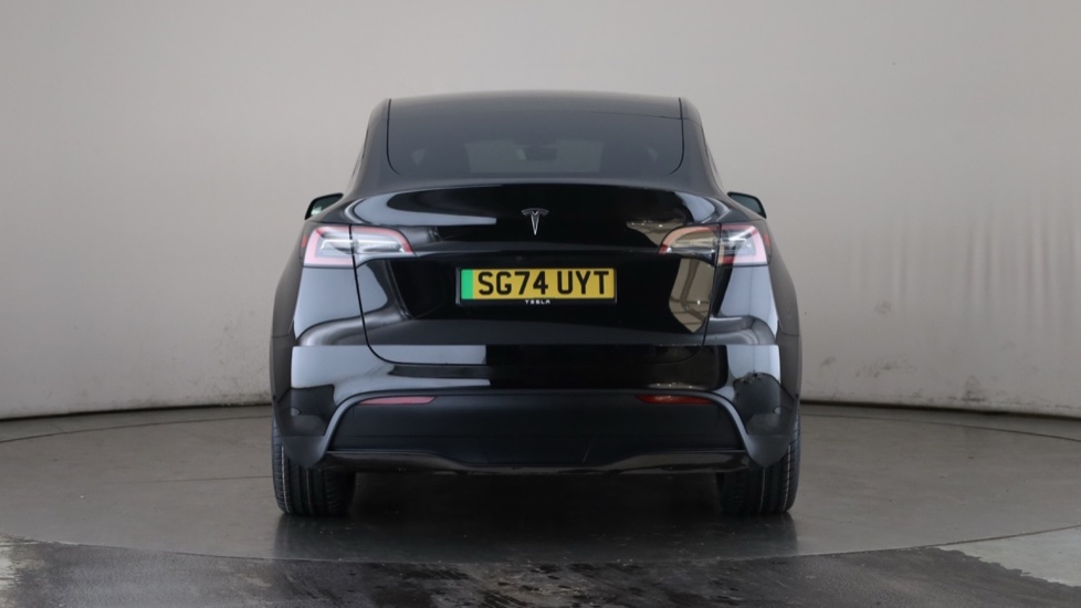 Tesla Model Y Image 4