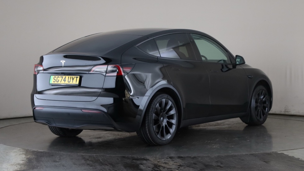 Tesla Model Y Image 5