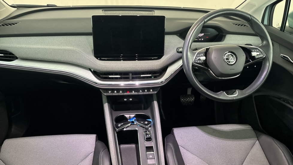 SKODA ENYAQ Image 11