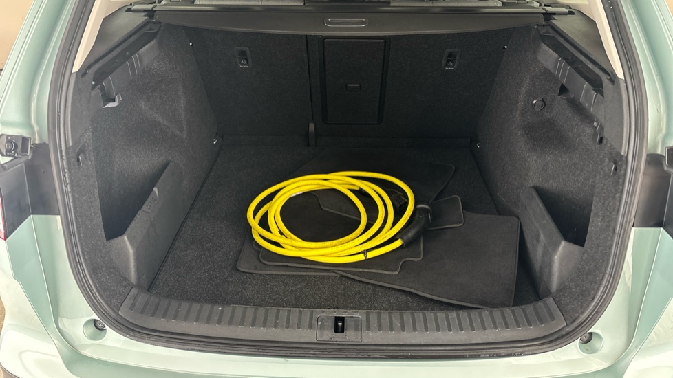 SKODA ENYAQ Image 15