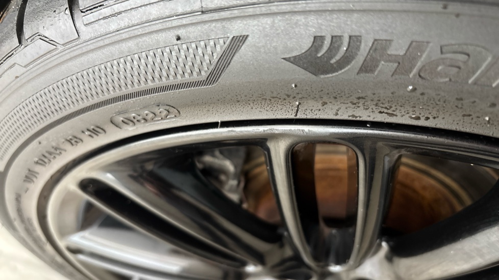 MINI HATCHBACK Scuff