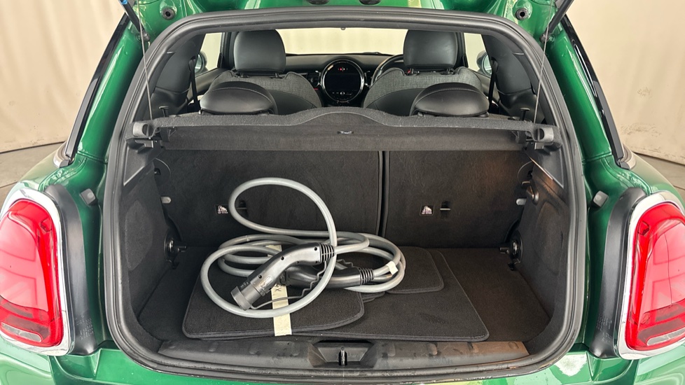 MINI HATCHBACK Image 15