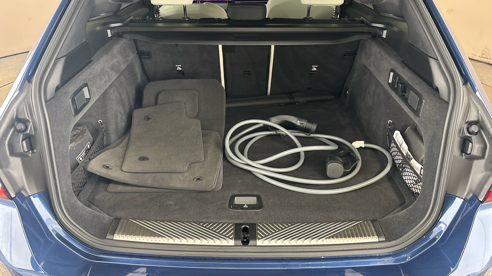 4061860 250kW eDrive40 Sport Edition 84kWh 5dr Auto