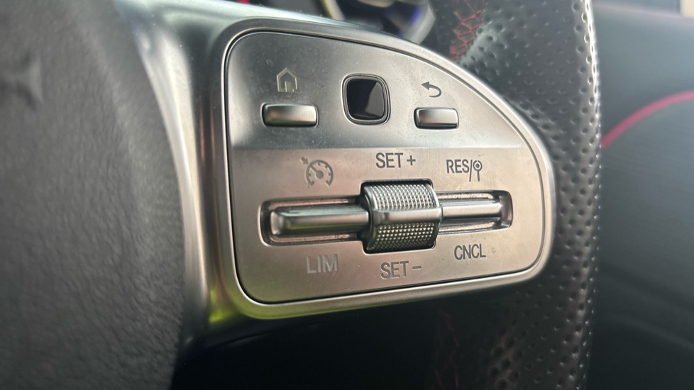 MERCEDES EQB cruise control